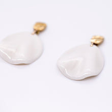 Load image into Gallery viewer, Amee Earrings, White
